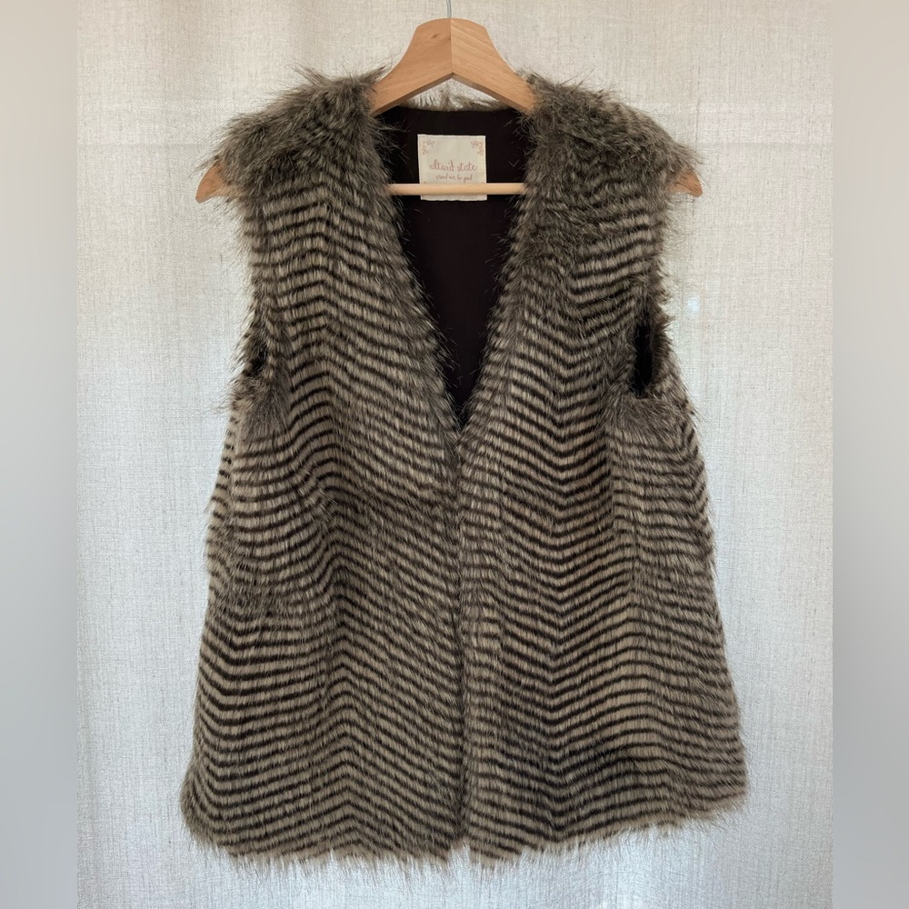 Altar'd State Black and Gray Faux Fur Vest Size M